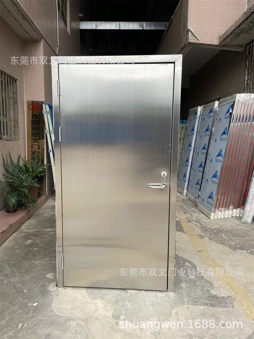 批发优质304不锈钢防火门 不锈钢保温平开门  消防门不锈钢车间门