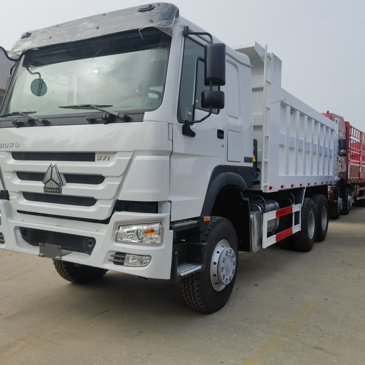 精品howo豪沃二手自卸车375 371马力10轮翻斗车二手车 库存国六