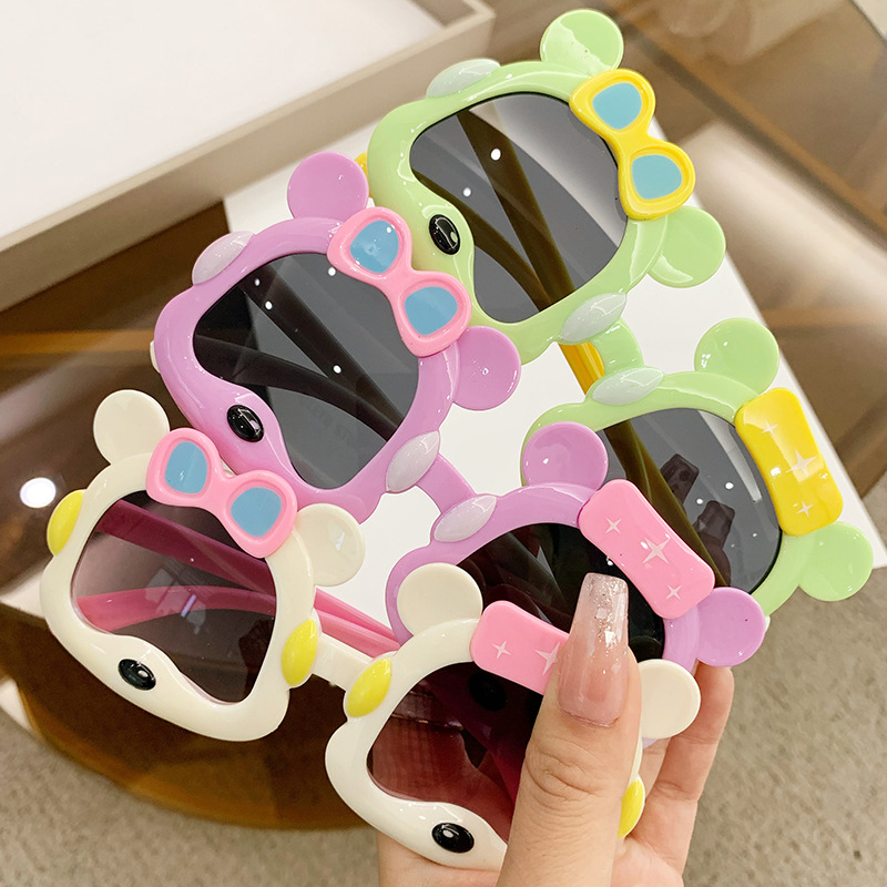 2024 New Kids Sunglasses Cute Bear Sunglasses Cartoon Shape Kawaii Glasses Treasure Photo Glasses