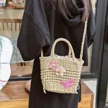 夏季女包包2024新款花朵草编包韩版女士编织包斜挎包凹造型沙滩包