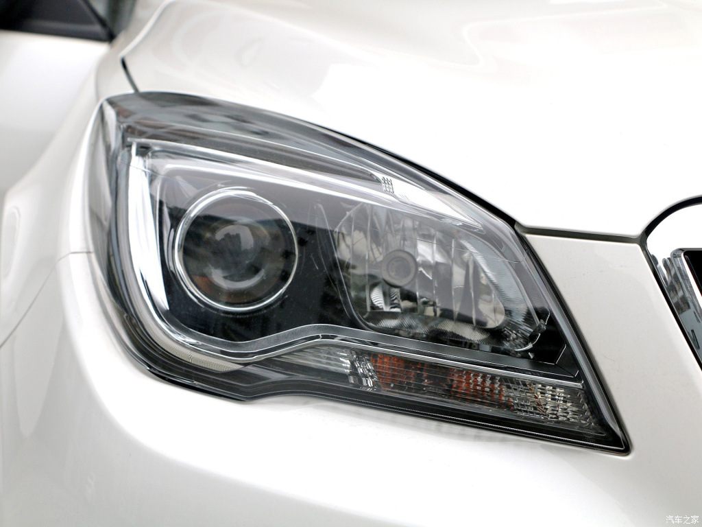 适用于长安cs35 17款前大灯总成新款大灯/前照灯/前组合灯大灯