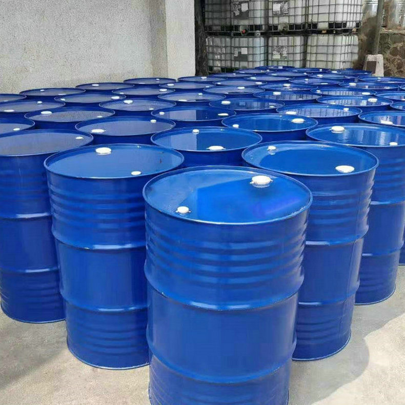 供应32# 68# 100#白矿基础油 工业化妆级白矿油 槽车白矿油批发