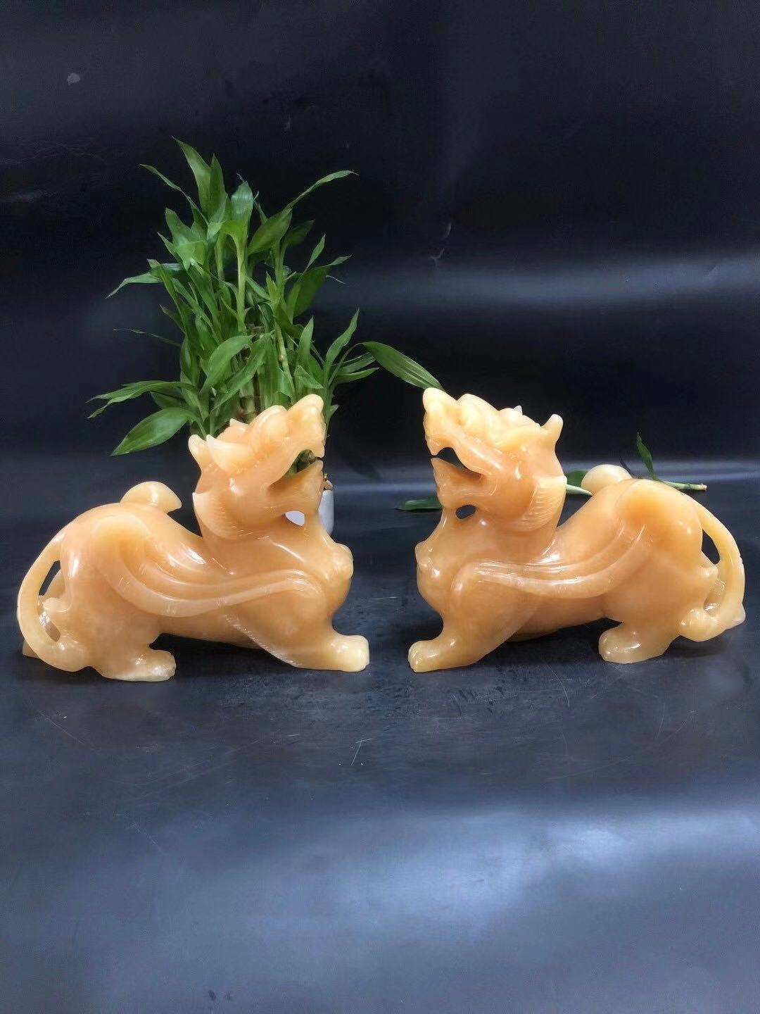 米黄玉貔貅摆件黄玉望天吼飞天貔貅玉石风水摆件电视柜酒柜摆件