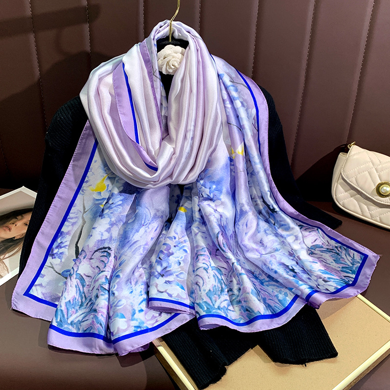 秋冬时尚气质薄款植物印花仿真丝丽锦缎长款旅游防晒披肩丝巾女