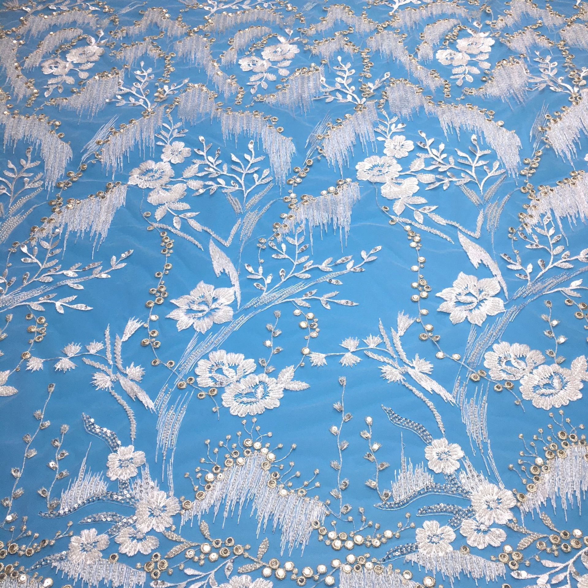 婚纱礼服花朵刺绣2022新款女装网纱珠管平绣蕾丝面料lace rz136