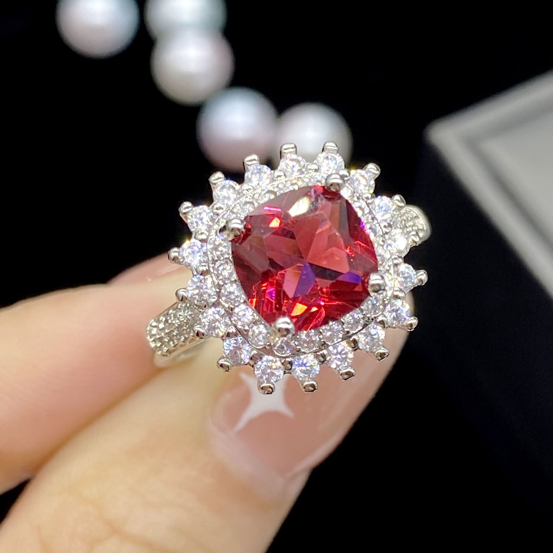 新品气质韩版公主方群镶锆石仿真红碧玺彩宝开口戒指女 活口指环