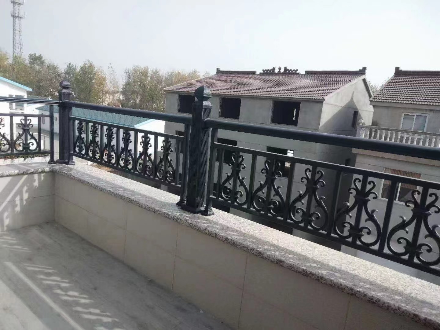 铝艺阳台护栏 铝艺护栏 别墅围墙高档住宅区 铝合金栏杆 厂家定制