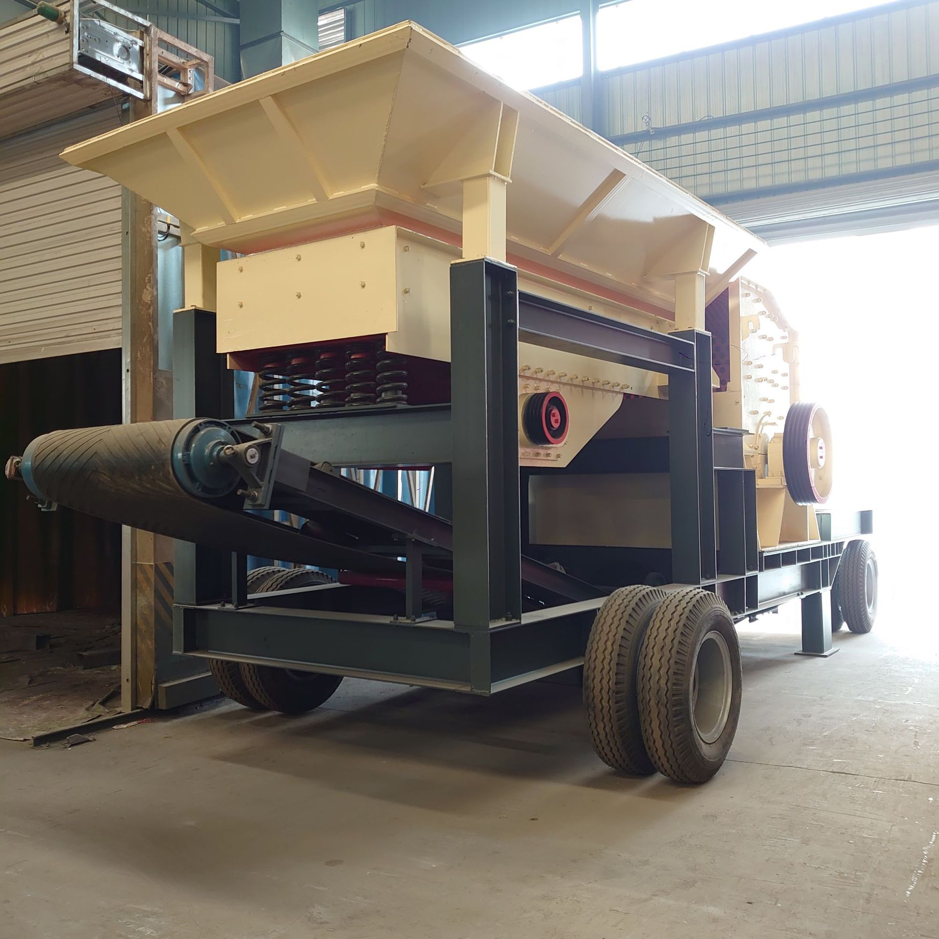 移动式石料设备颚式破碎机 鹅卵石破碎制砂设备 砂石骨料细碎设备