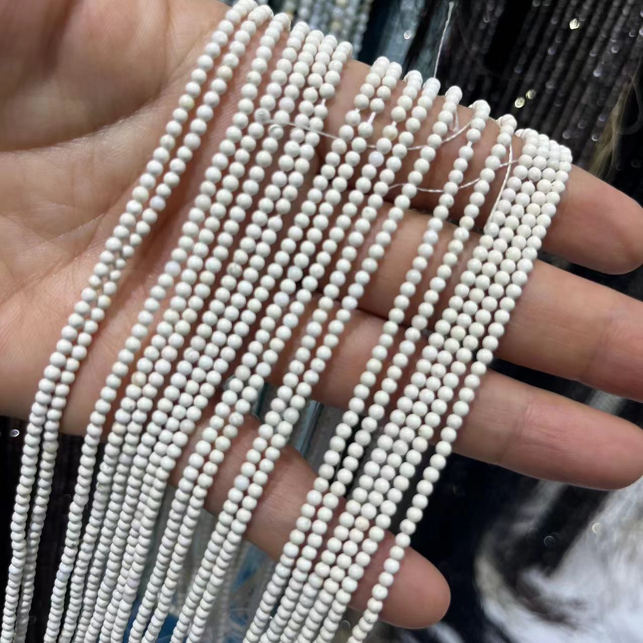 咪咪小珠子 2-3mm 白松石 光面细圆珠串 gemstone mini be-阿里巴巴