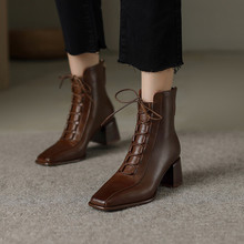 女靴棕色马丁靴女牛皮靴子2022年新款秋季薄款粗跟高跟短靴欧美靴