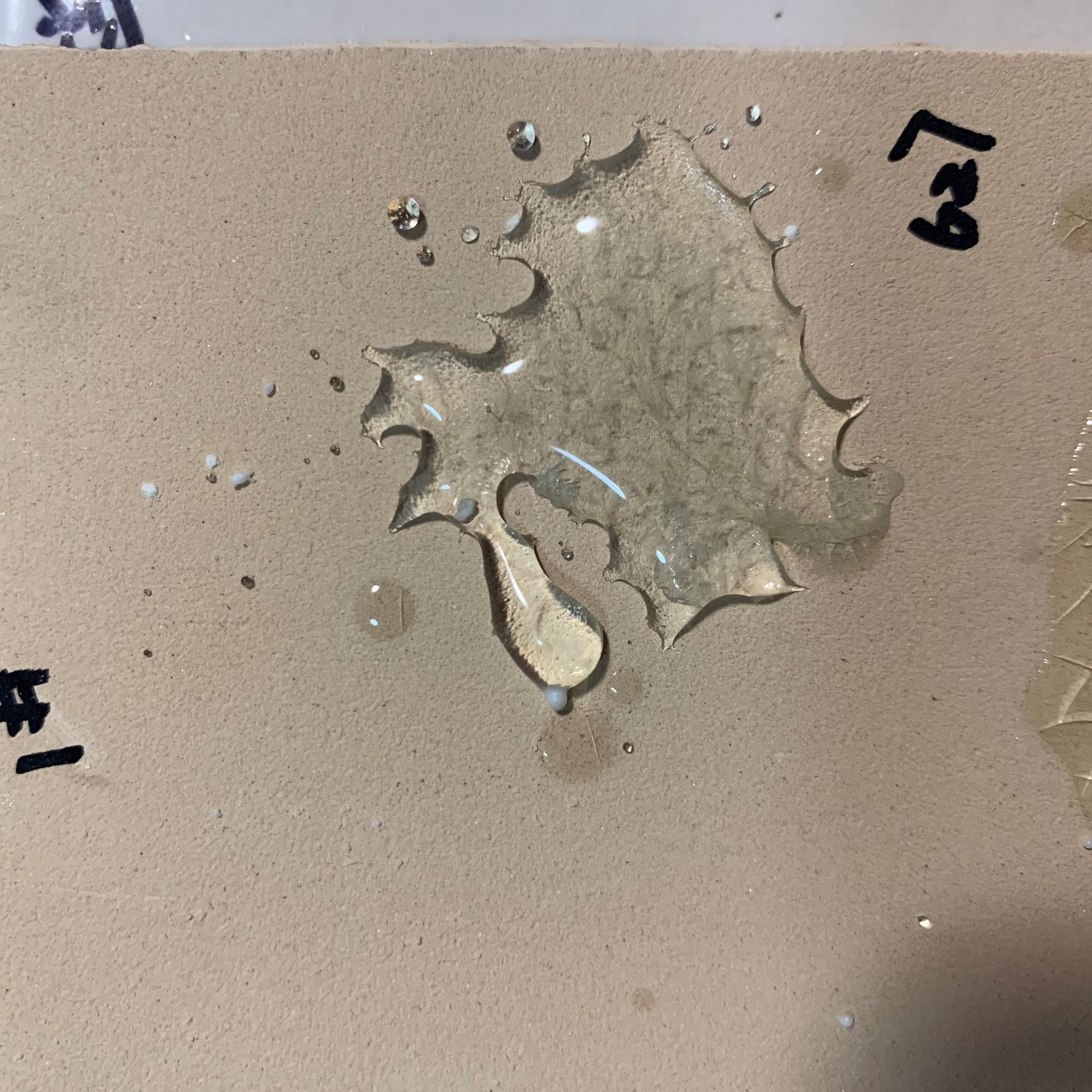 日用瓷厂艺术瓷用的发色透明熔块 低温陶瓷釉料 做颜色釉使用