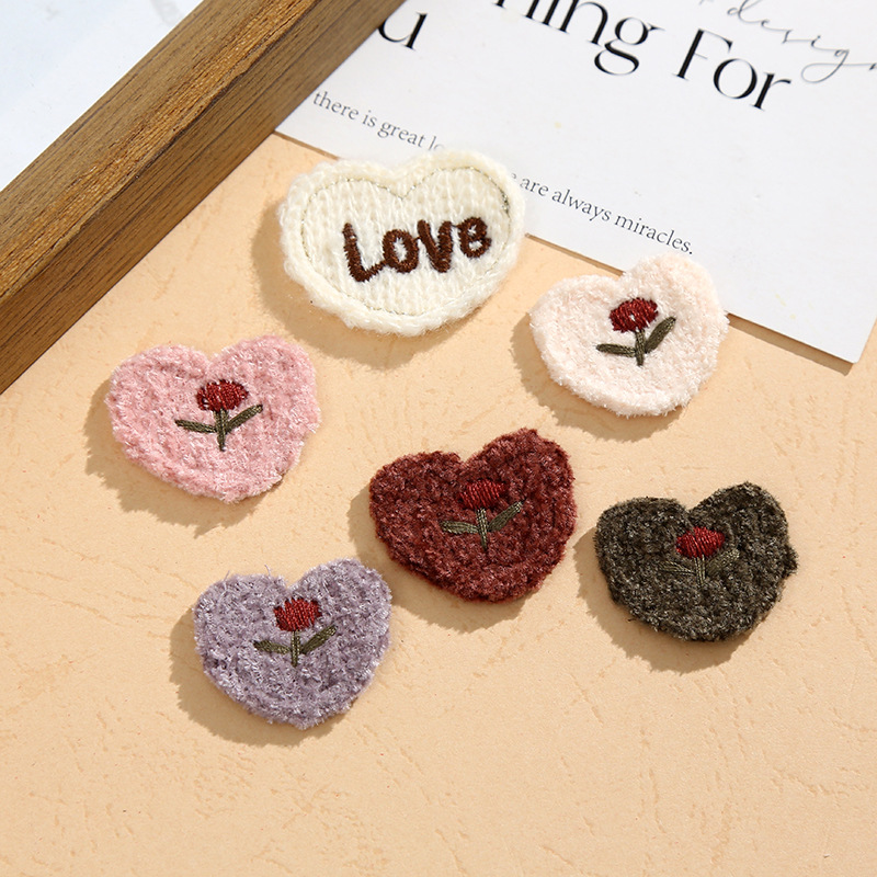 韩系毛线布贴爱心花朵发饰刺绣补丁贴发饰半成品服装辅料配件批发