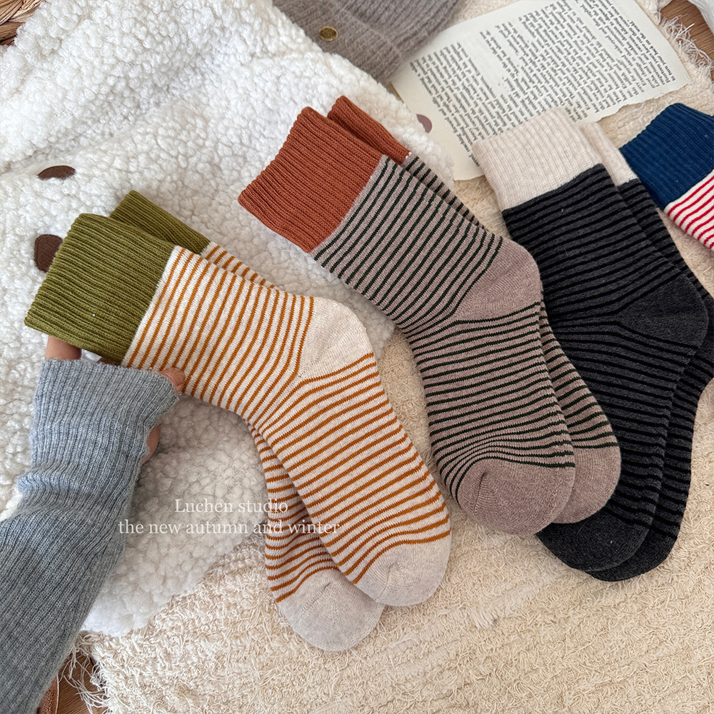 加绒款"条纹袜子女中筒袜冬季毛圈加厚ins韩版撞色保暖棉质堆堆袜