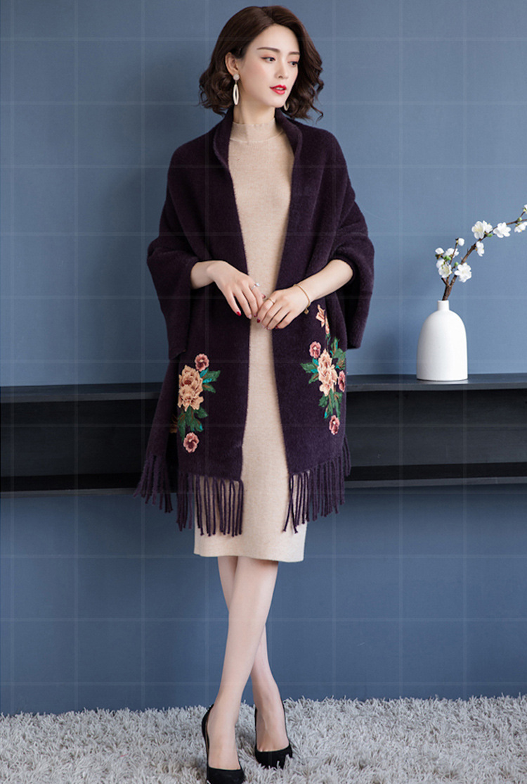 秋冬新款水貂毛刺绣披肩外套斗篷旗袍外搭加厚保暖中长款披风开衫