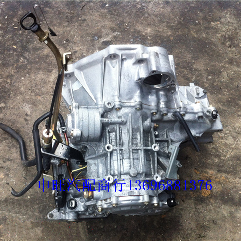 进口日产尼桑风度风神蓝鸟a33a3220002030变速箱