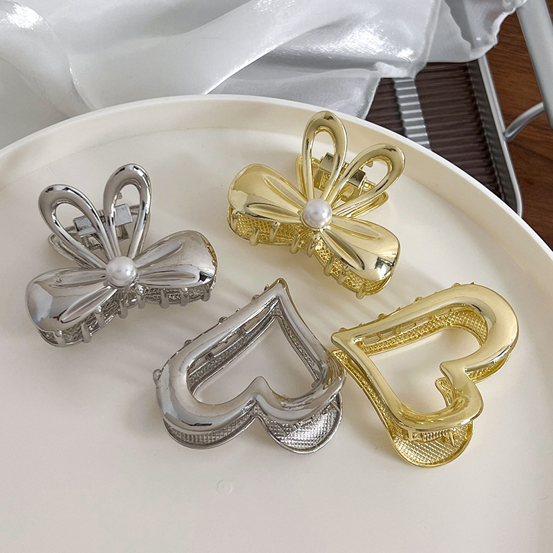 Hollow Metal Heart Bow Claw Clip Women's Back Head Updo Hairpin High-Grade Shark Clip Hair Accessories Wholesale