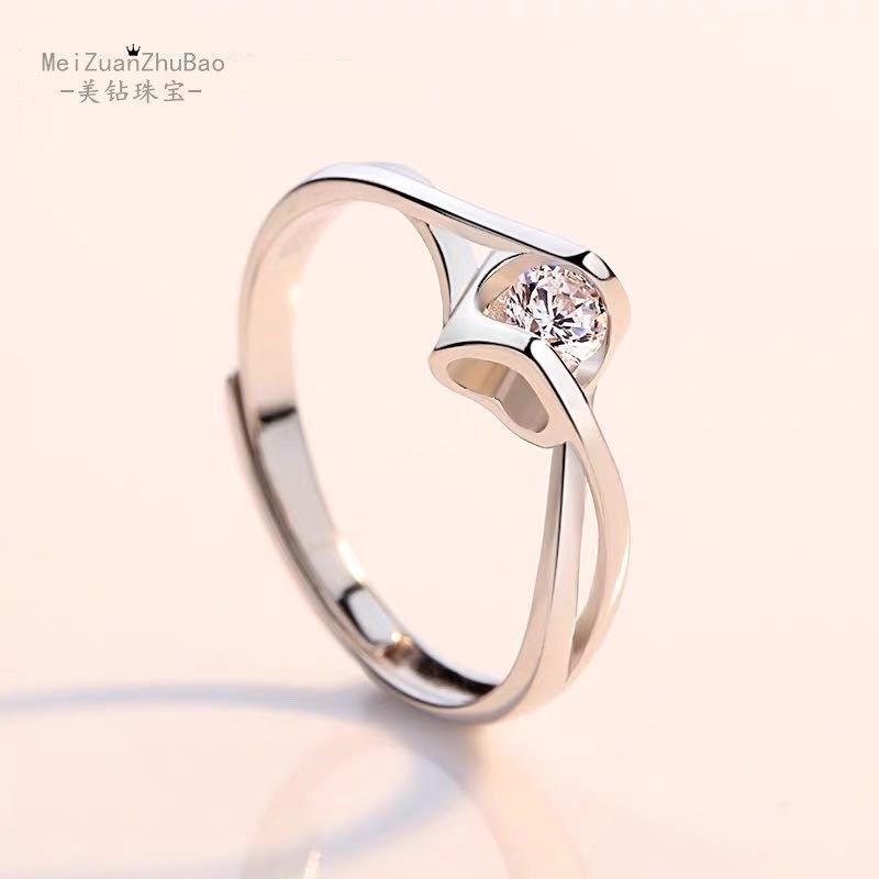 金六福pt950铂金钻戒戒指莫桑石天使之吻心形男女18k白金求婚钻戒