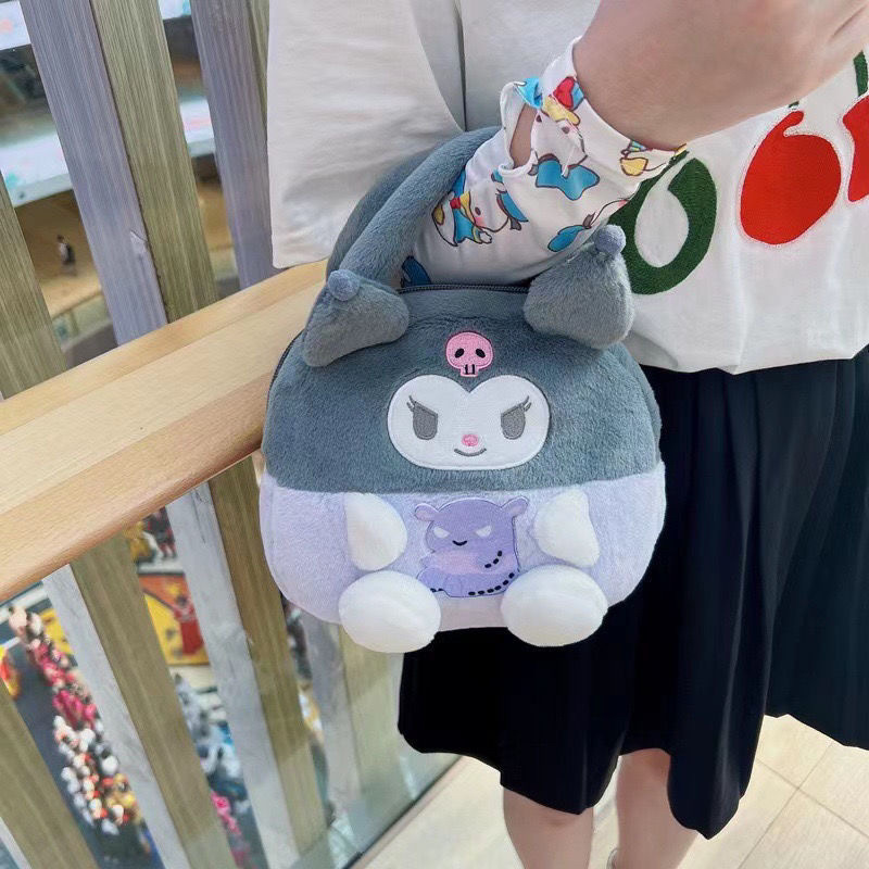 Cute Clow M Meilti Jade Guiru Strawberry Bear Plush Doll Handbag Japanese Girl Cartoon Hand Bag