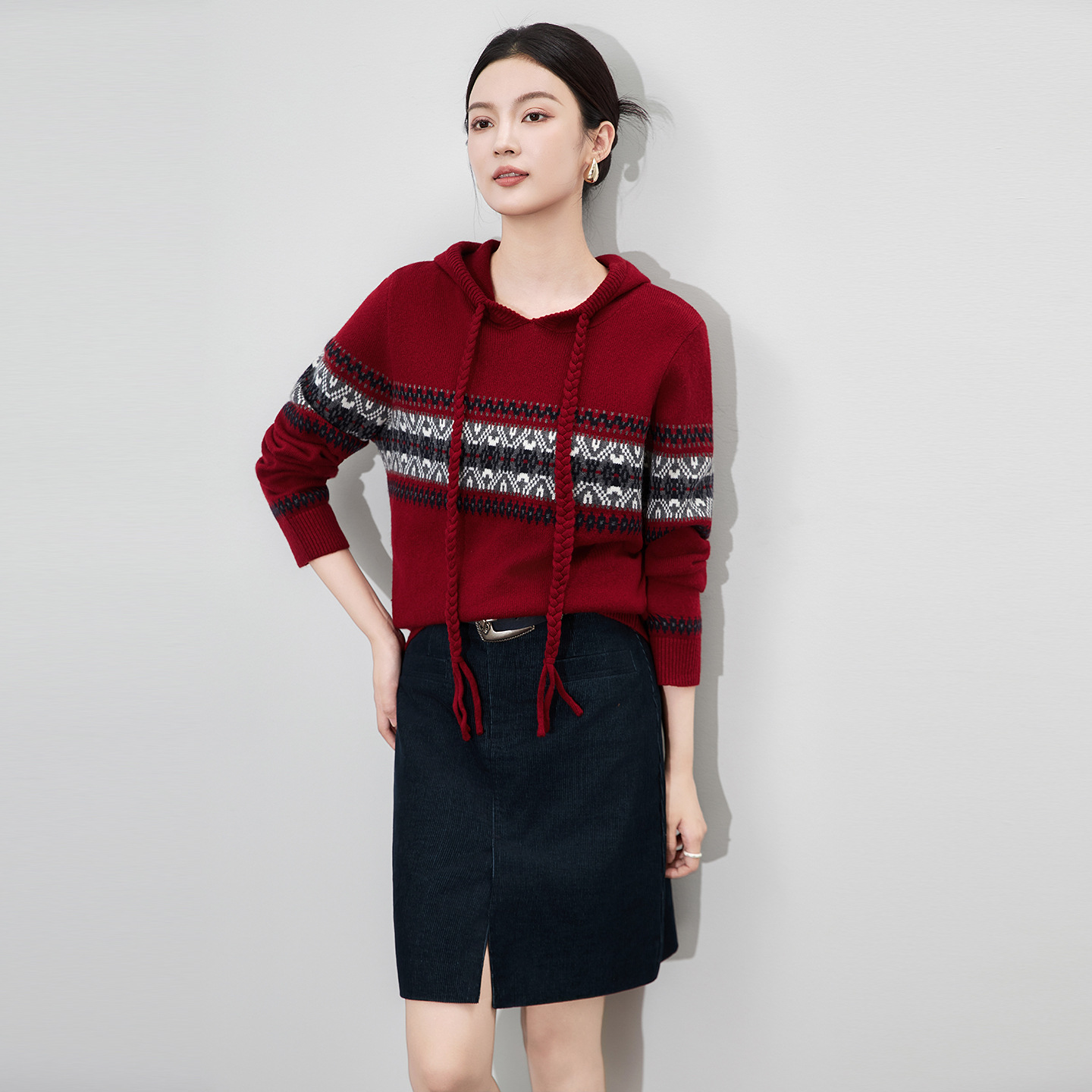 2512404-费尔岛提花复古摩登毛衣慵懒休闲针织衫套头连帽加厚上衣