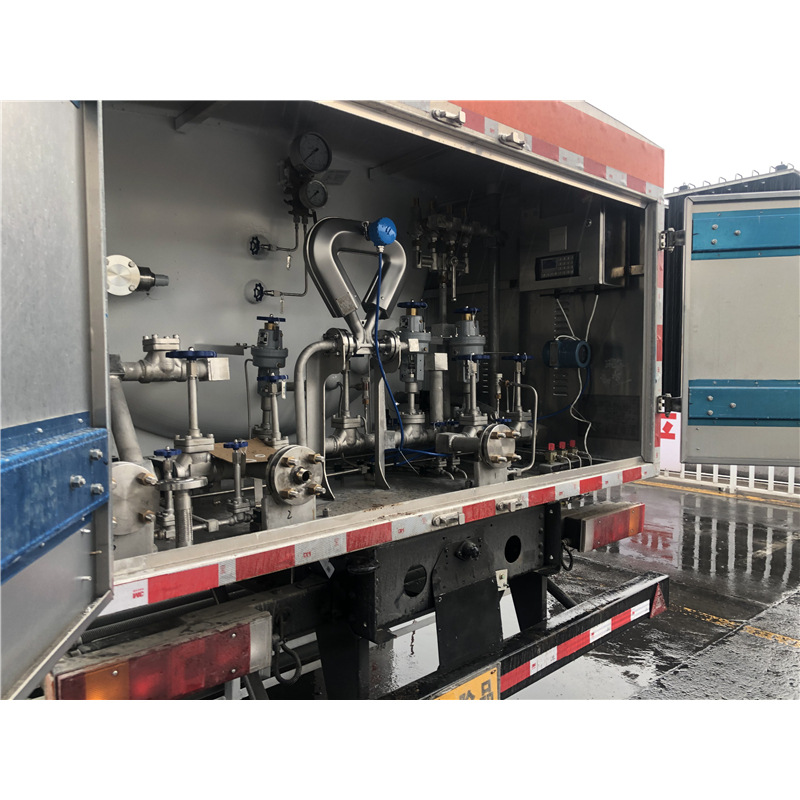 平凉市崇信自增压6吨lng加气液化天然气槽罐车可挂靠