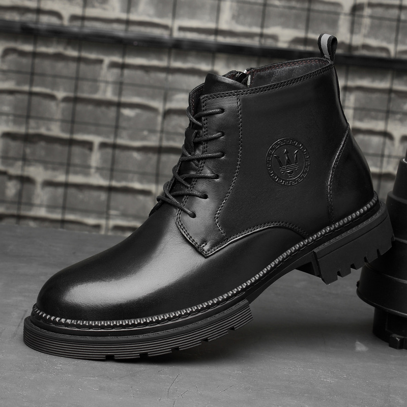 马丁靴男新款英伦风机车雪地靴冬季加绒棉鞋高帮工装皮靴男士短靴