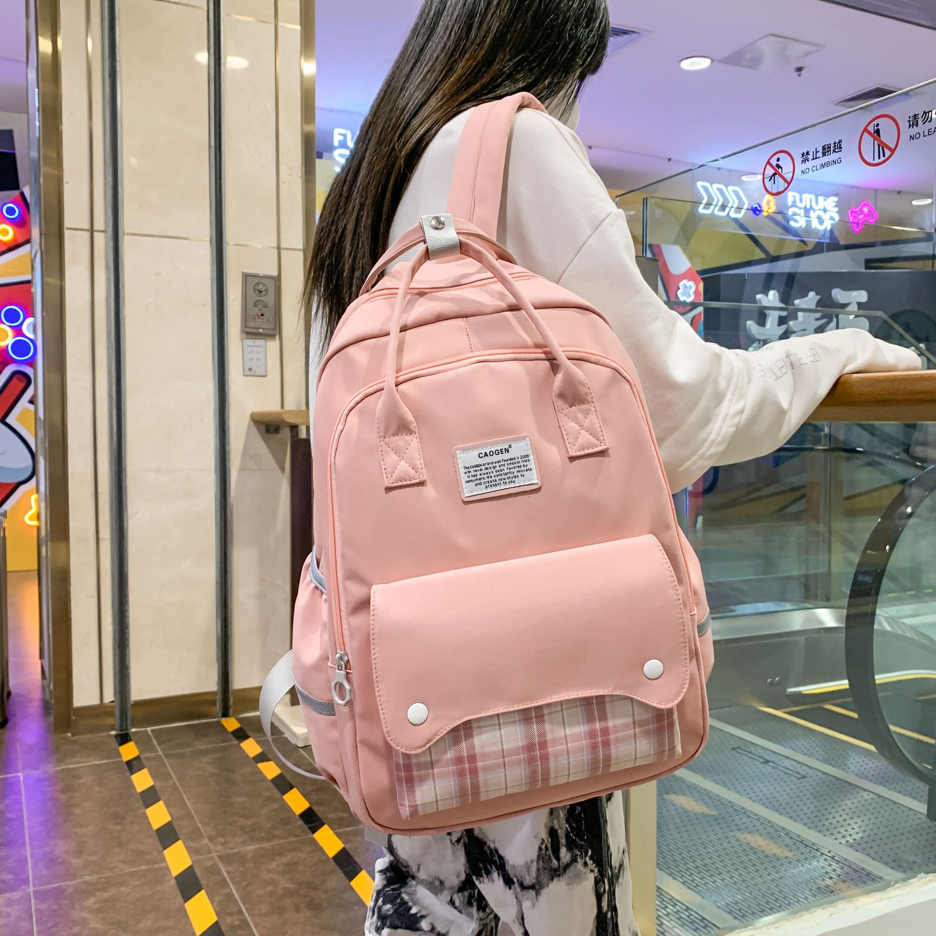 高中生书包女初中生小学生背包大容量双肩包女2021新款时尚潮流