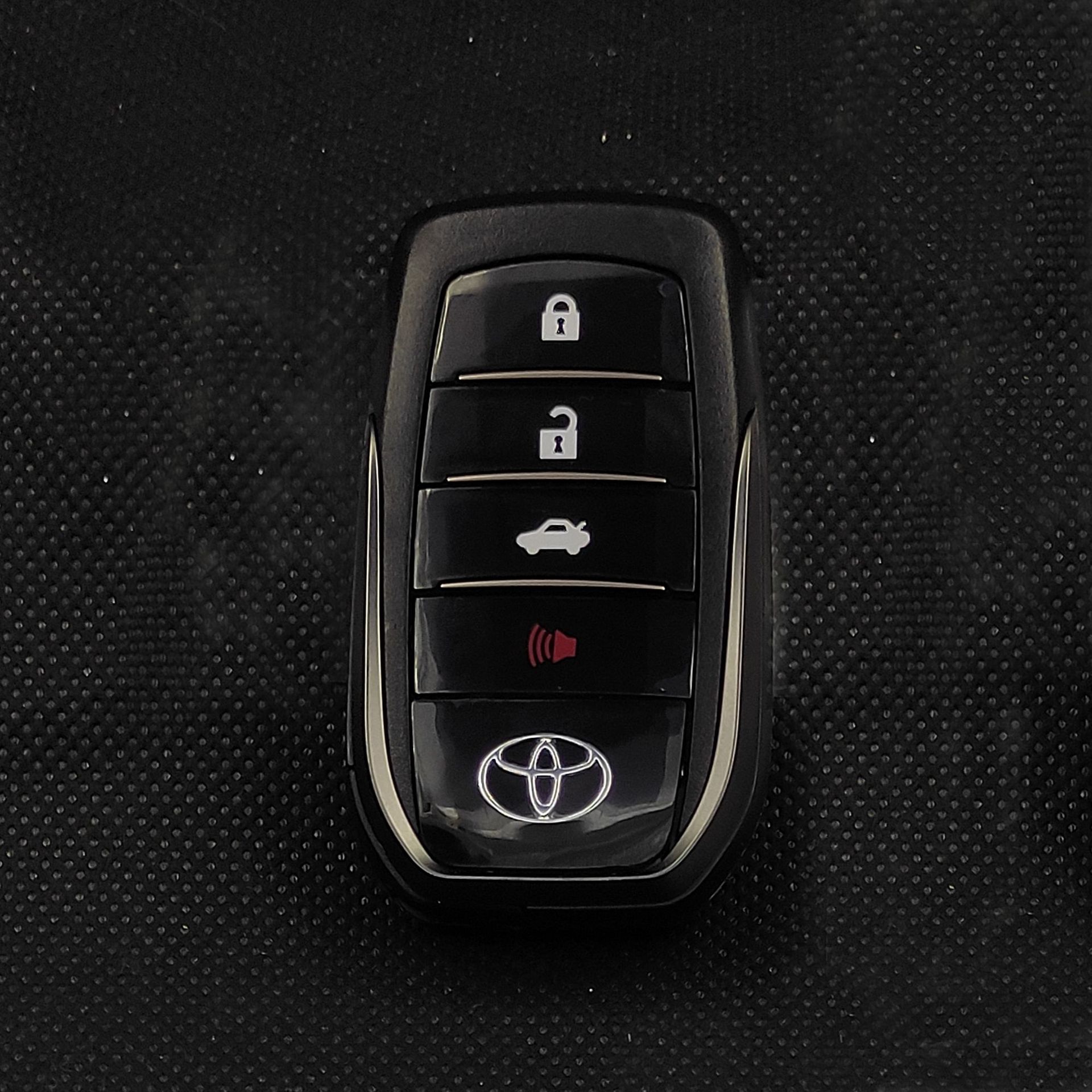 适用丰田凯美瑞汉兰达皇冠rav4钥匙壳汽车遥控钥匙金属钥匙壳批发