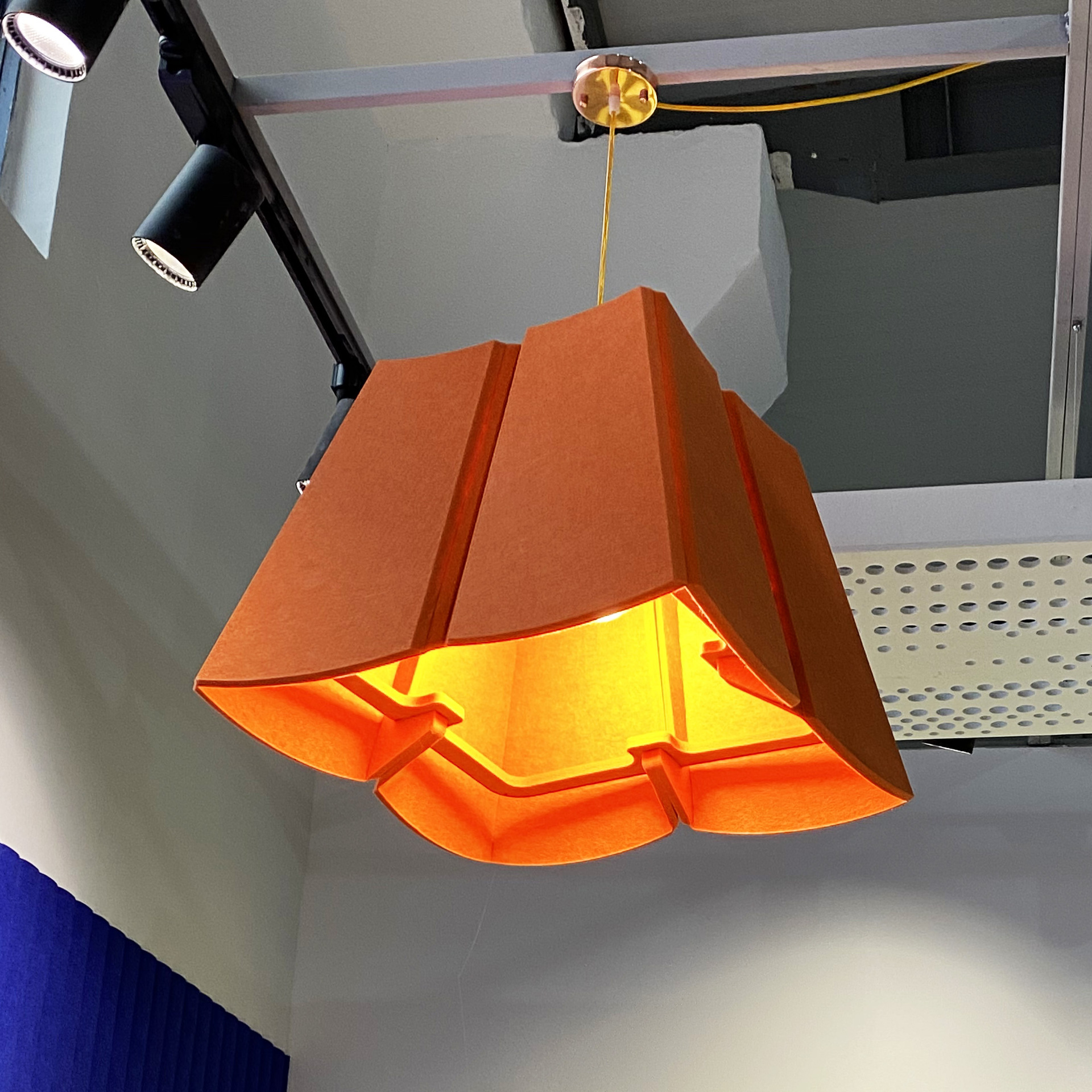 定制聚酯纤维吸音灯led温馨氛围灯ktv影院音影室聚酯纤维板吊顶