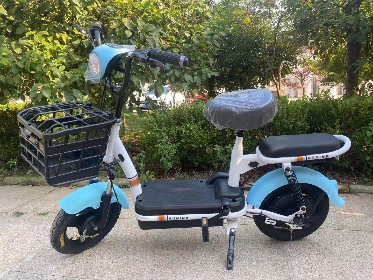 现货小王子电动自行车 成人锂电代步电动车 两轮代步电动车