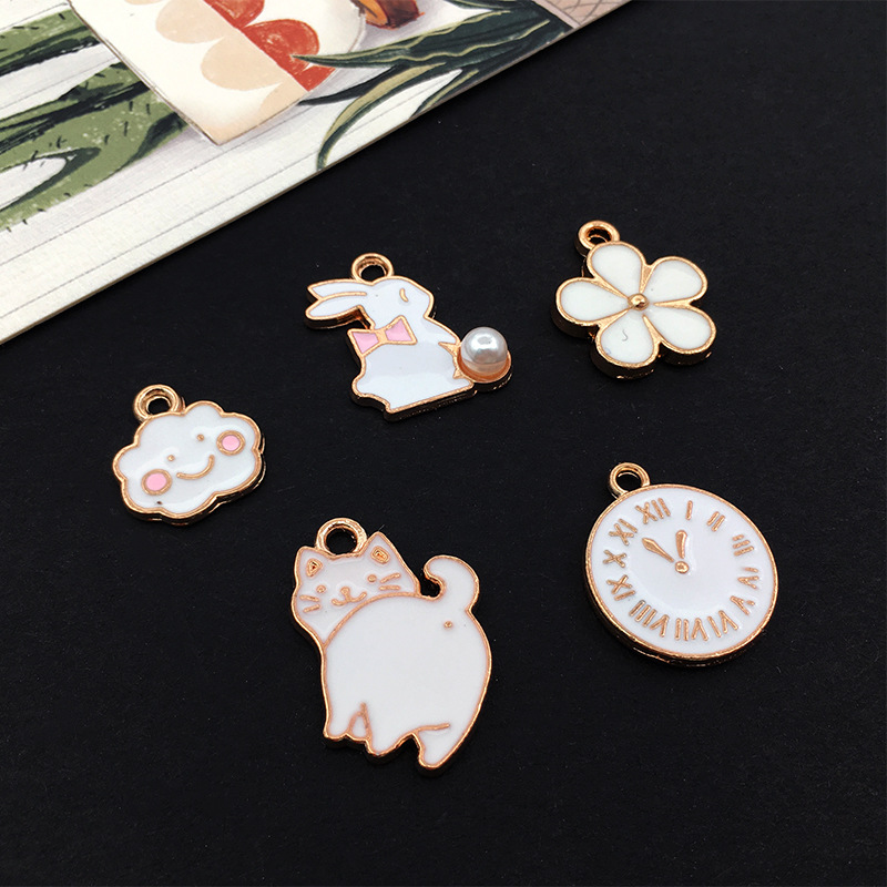 1 White Oil Dripping Alloy Pendant Astronaut Starfish Butterfly Cat DIY Korean Jewelry Accessories Factory Direct Sales