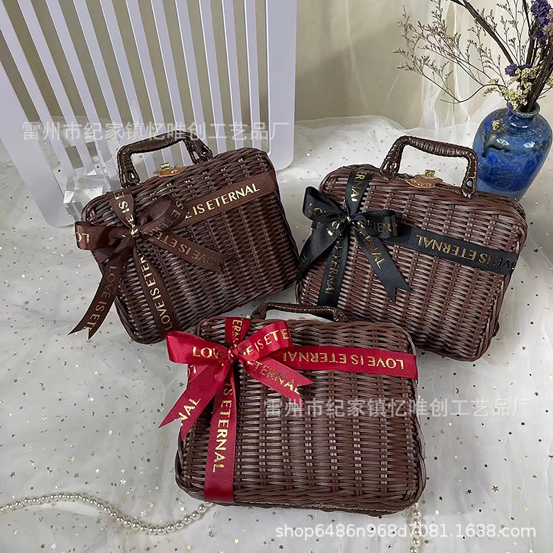 Rattan Suitcase Hand Gift Weaved Storage Basket Storage Box Mid-Autumn Festival Moon Cake Gift Box Retro Decoration Bag Basket