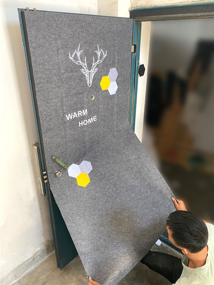 盗门隔音毛毡门贴纸自粘装饰入户门改色旧房门翻新北欧创意贴纸