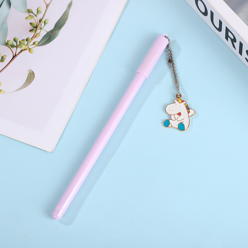 Creative New Cartoon Pendant Gel Pen Cute Simple Pony Hanging Piece Pendant Black Student Pens for Writing Letters Stationery