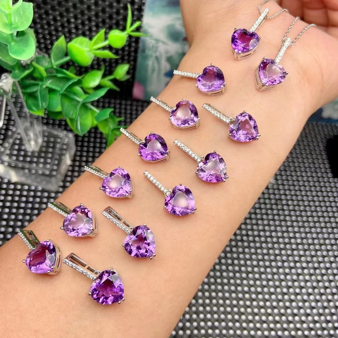 天然紫水晶项链女锁骨s925镀银爱心彩宝石吊坠轻奢小众高级感饰品