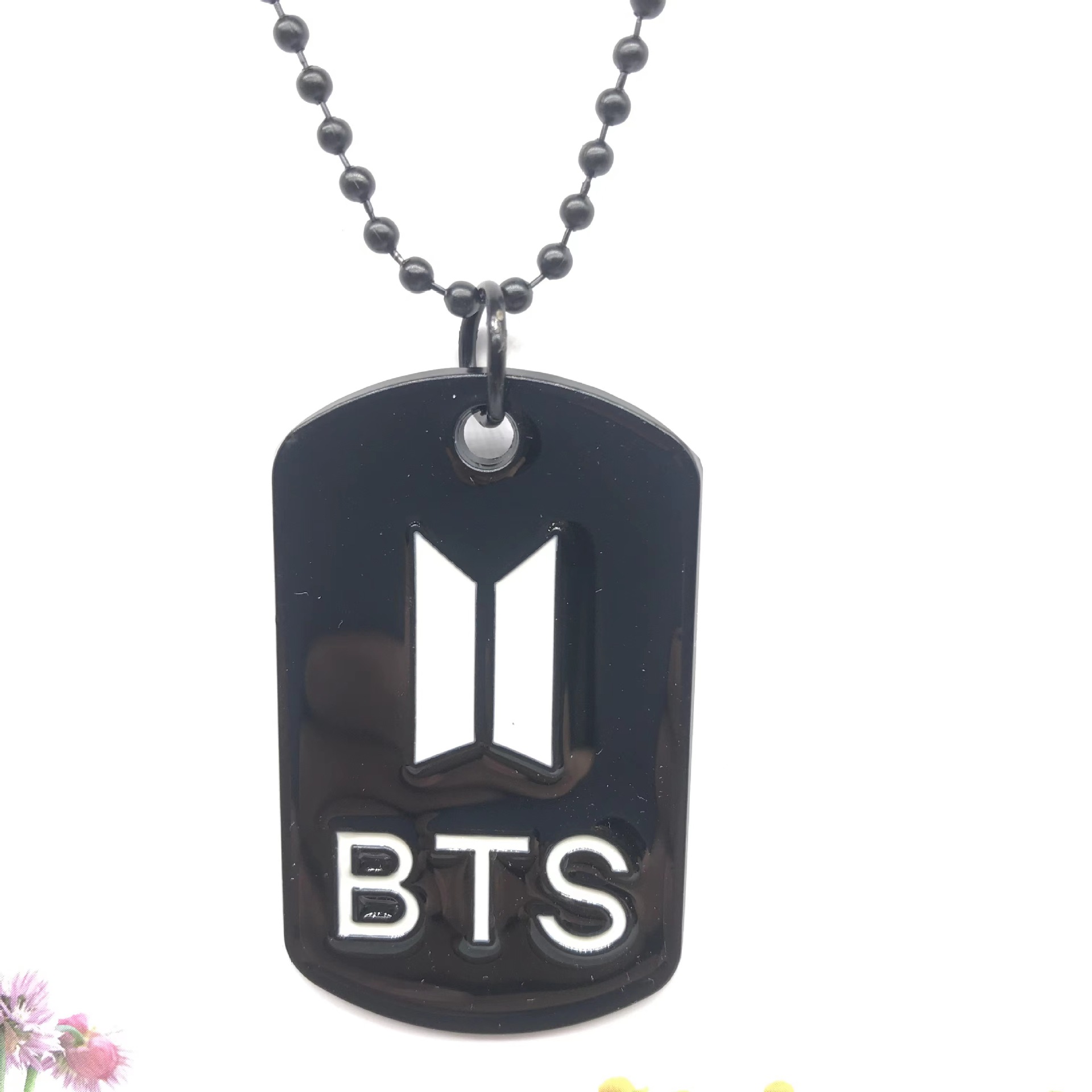 跨境热销外贸韩国风明星字母标志项链防弹少年团组合bts标志黑色