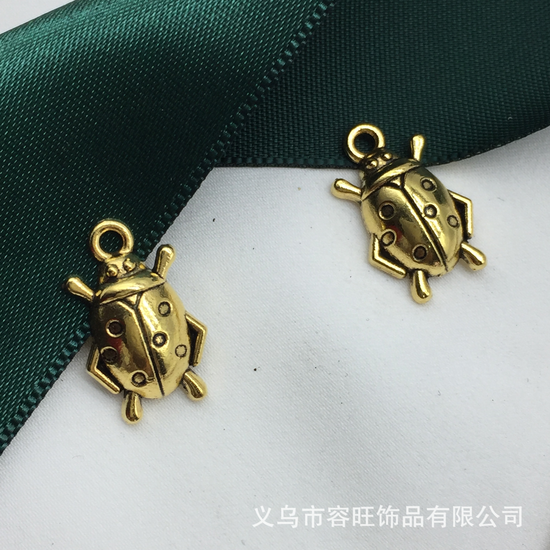 11*17mm古金合金饰品小飞虫配件七星瓢虫挂件diy项链手链昆虫吊坠