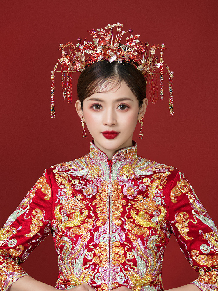 古装新娘嫁衣图