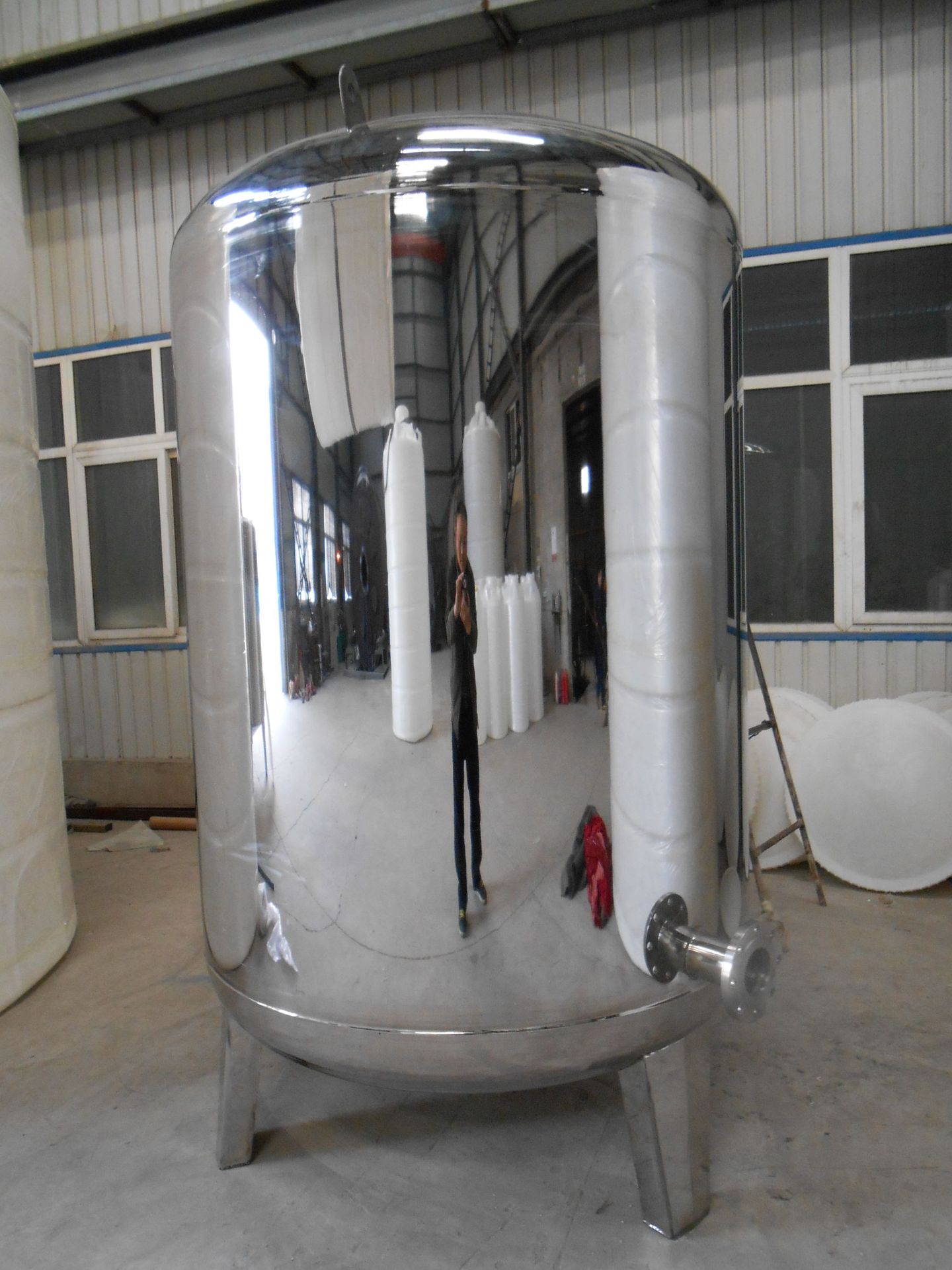 广西无塔供水器家用增压水罐水箱304不锈钢压力罐