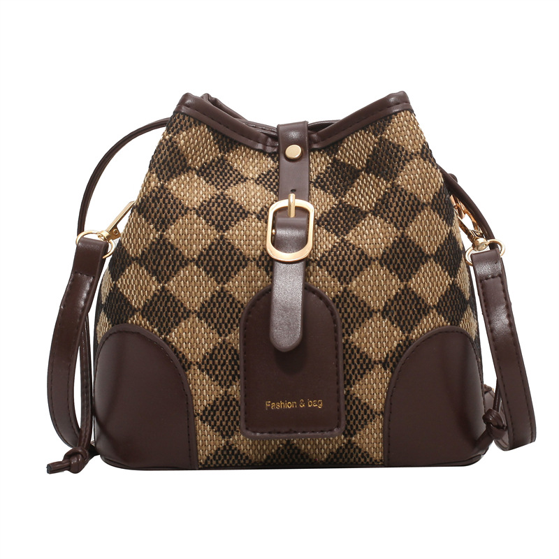 Wholesale Retro Ins Niche Rhombus Bucket Small Handbags Women's Autumn and Winter 2021 New High-Grade Messenger Bag