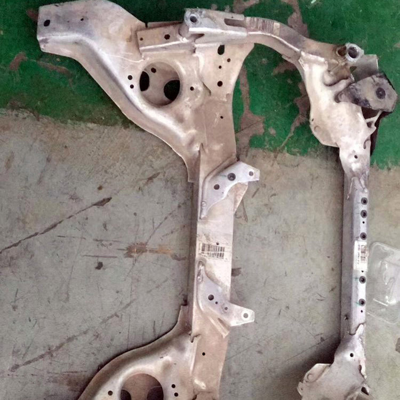 适用于宝马x1 e84 f49 f48 x2 f39前后桥元宝梁四方架原装拆车件