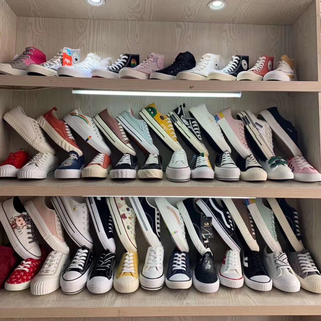 杂款女鞋帆布鞋库存清仓处理鞋地摊货源甩货批发夜市5-15元摆摊鞋