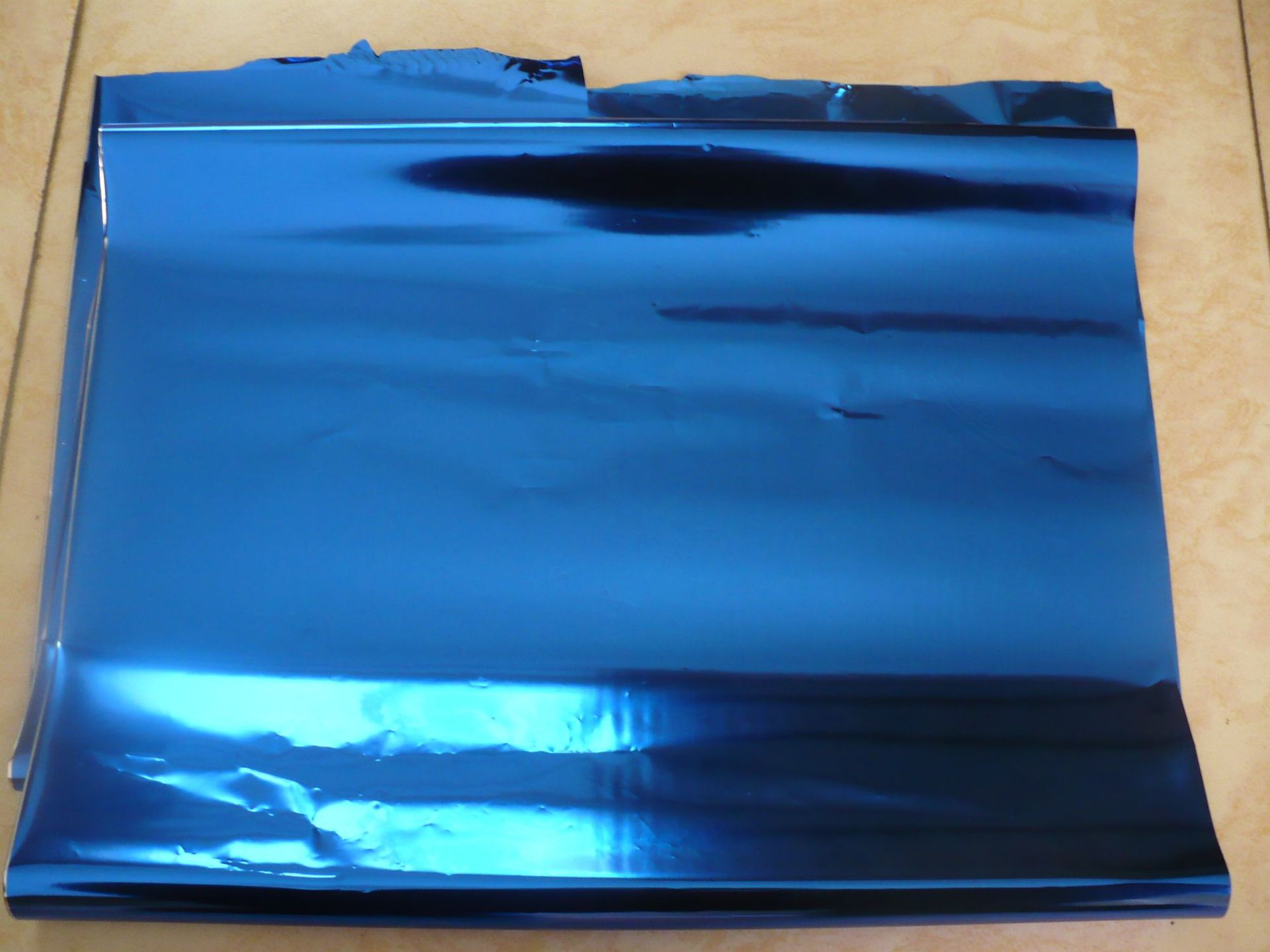 高亮梅红桃红膜宝蓝膜金属化聚脂薄膜镀铝涂层雪青紫红金黄色膜