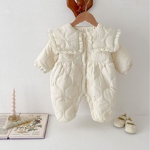 婴儿衣服秋冬装新生儿连体衣女宝宝冬季满月百天加绒夹棉外出哈衣