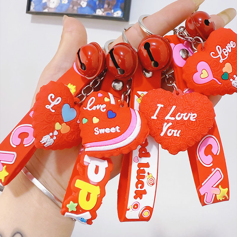 外贸批发精美爱心公仔创意派对潮玩钥匙扣包包挂饰娃娃盲盒小礼品