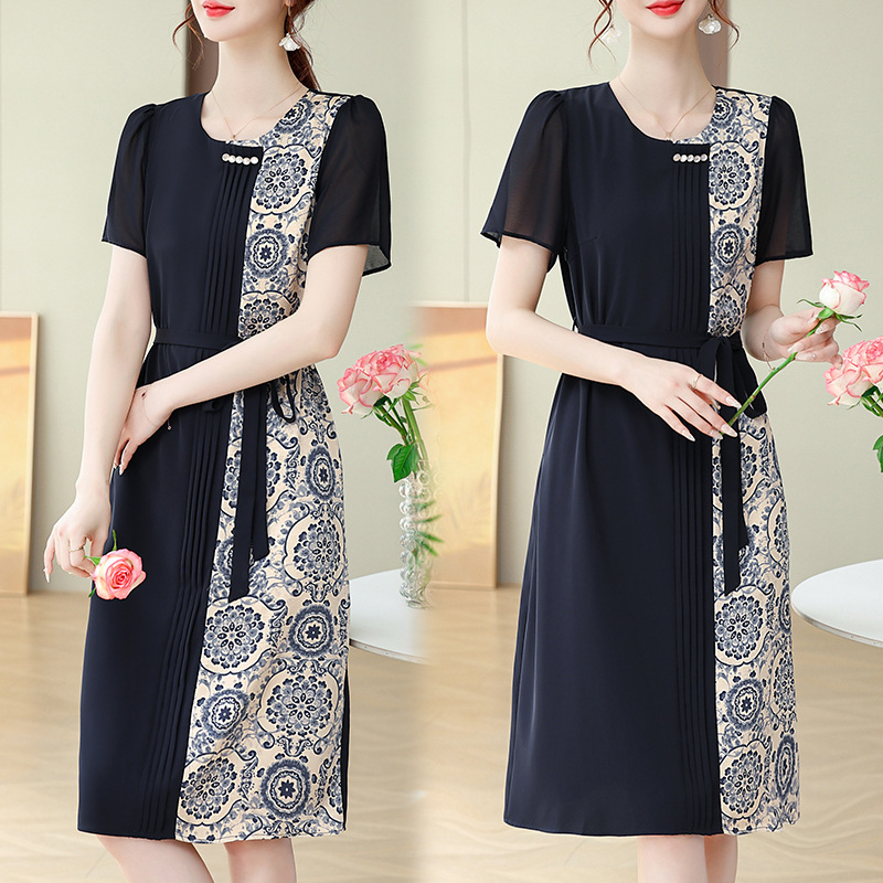 妈妈夏装洋气短袖连衣裙中年女时尚拼接裙子中老年人气质显瘦长裙