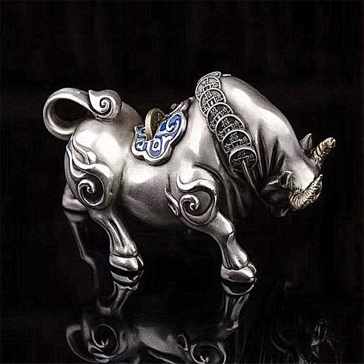 原创设计牛年招财牛摆扭转乾坤手把件办公室公司装饰品高档礼品