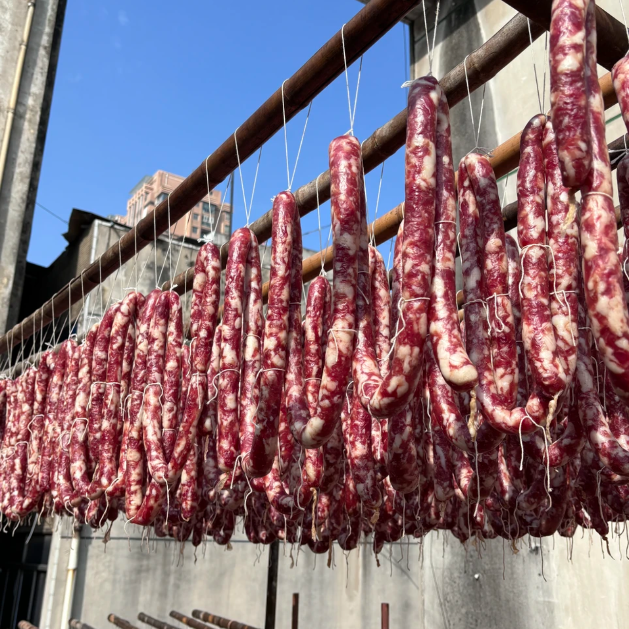 安徽安庆特产腊肠香肠农家日晒风干手工猪肉咸肠咸香味纯肉土香肠