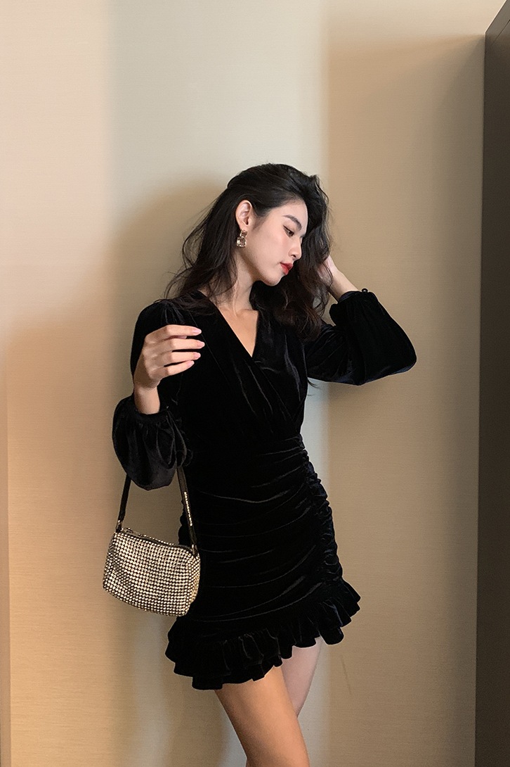 金色真丝连衣裙图片