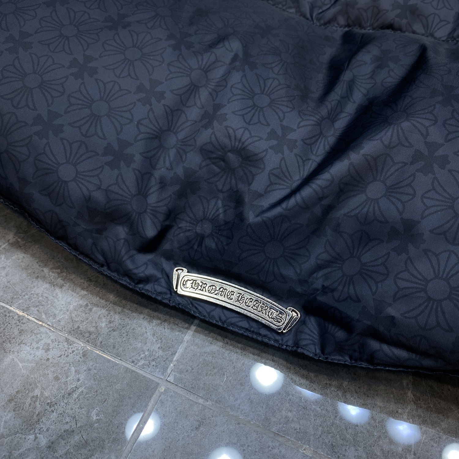 21ss正确版 chrome hearts 冬季羽绒服系列暗纹系列连帽羽绒服