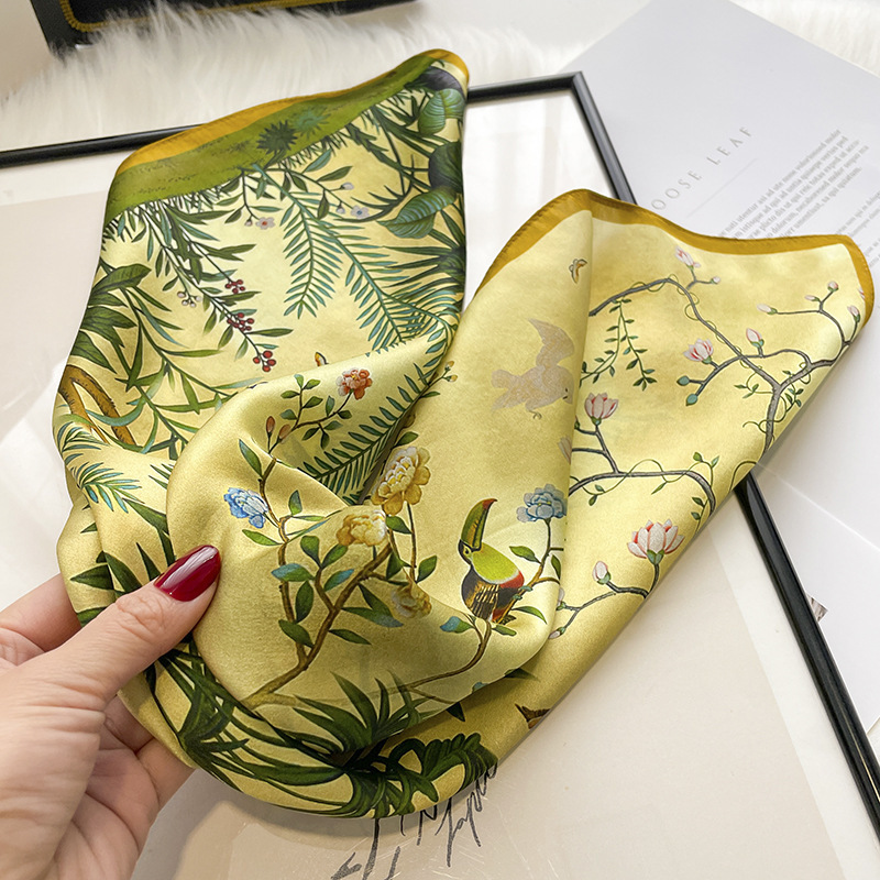 2022 New Silk Scarf Western Style Youthful-Looking Fashion Small Square Towel Printing Multi-Functional Mulberry Silk Scarf Wholesale